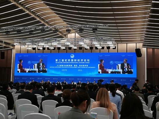 人工智能路向何方？进博会嘉宾热议新技术与新应用