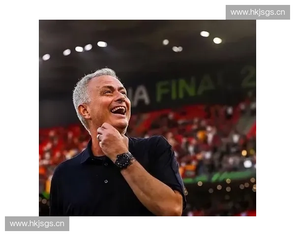 穆里尼奥率领国际米兰登顶欧冠缔造三冠王辉煌传奇时刻